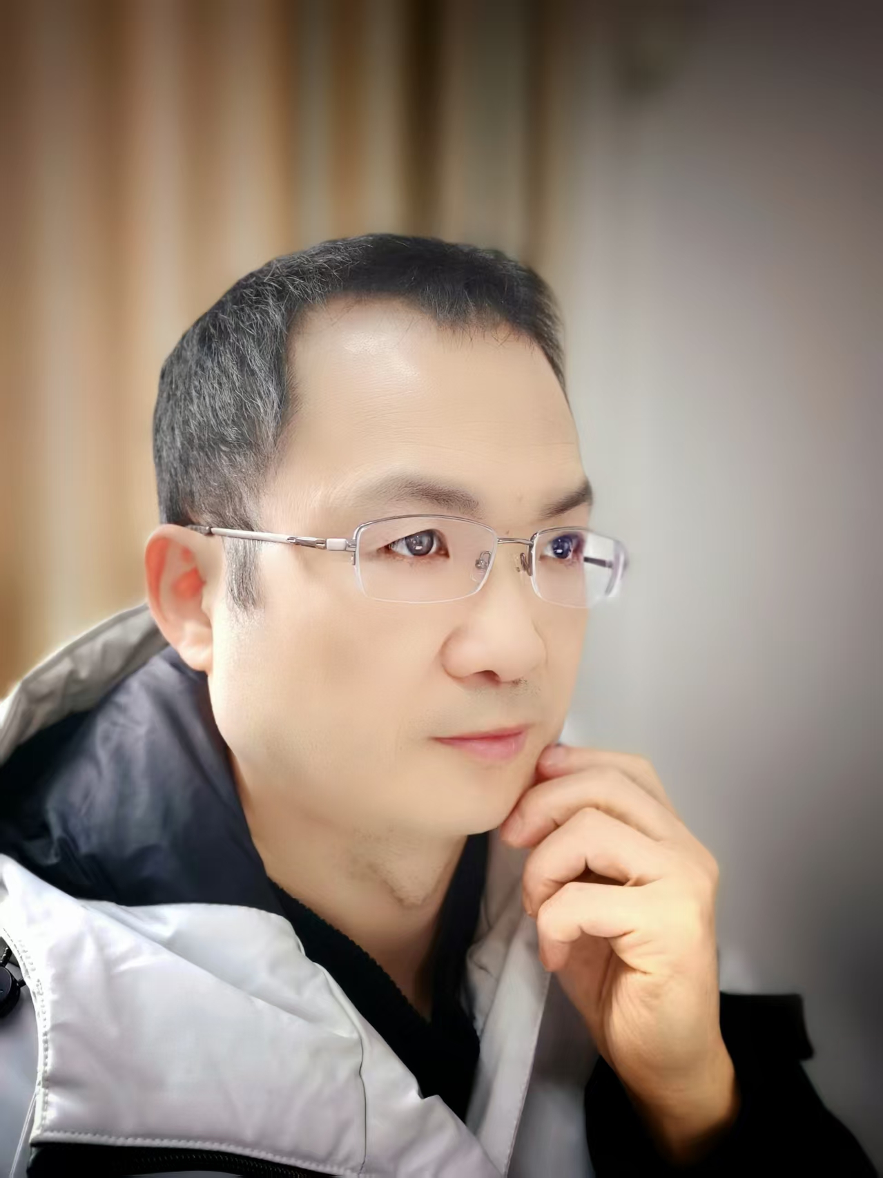 诗人头像