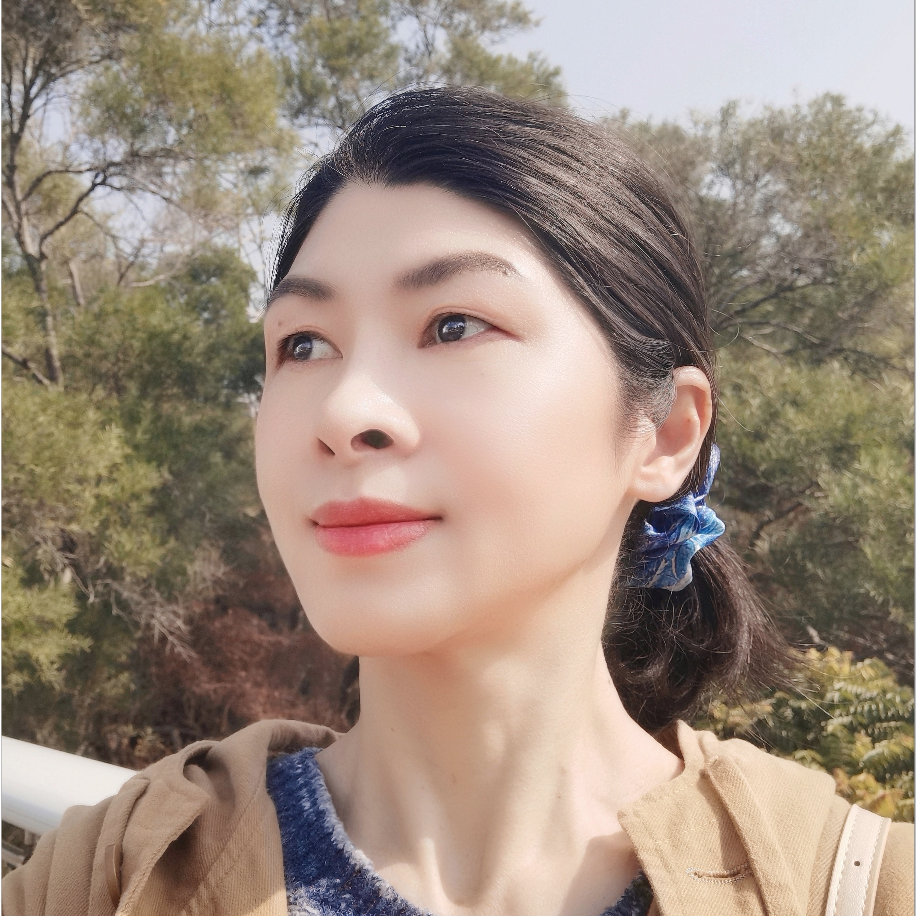 诗人头像