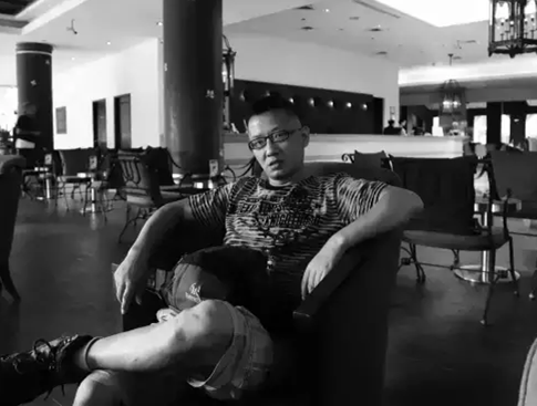 诗人清平_副本